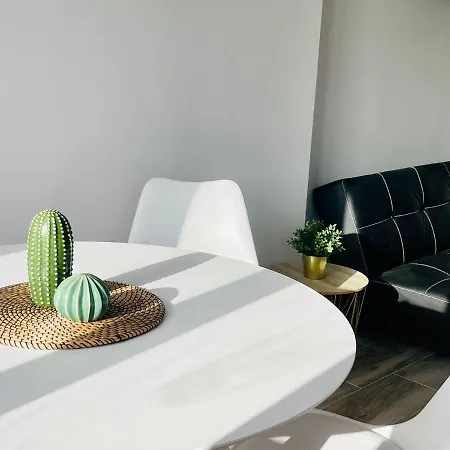 Aguila Apartment, Apartment *